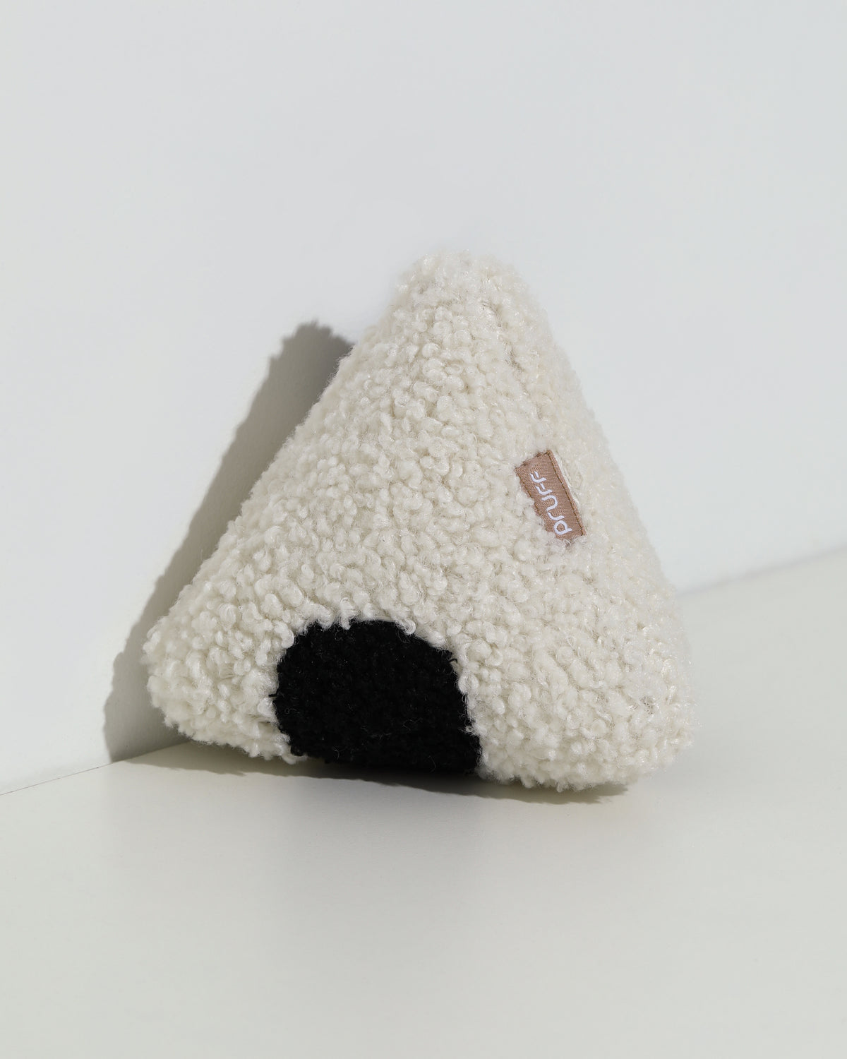 Pruff Pets | 3D Spotted Triangle Squeaker Toy