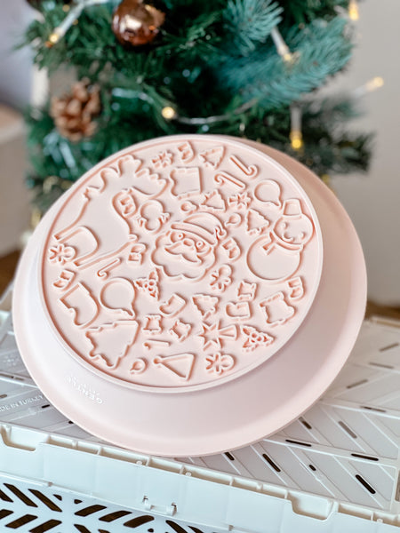 Christmas 2-in-1 Slow Feeder Lick Mat - Christmas Tree (3 colours)