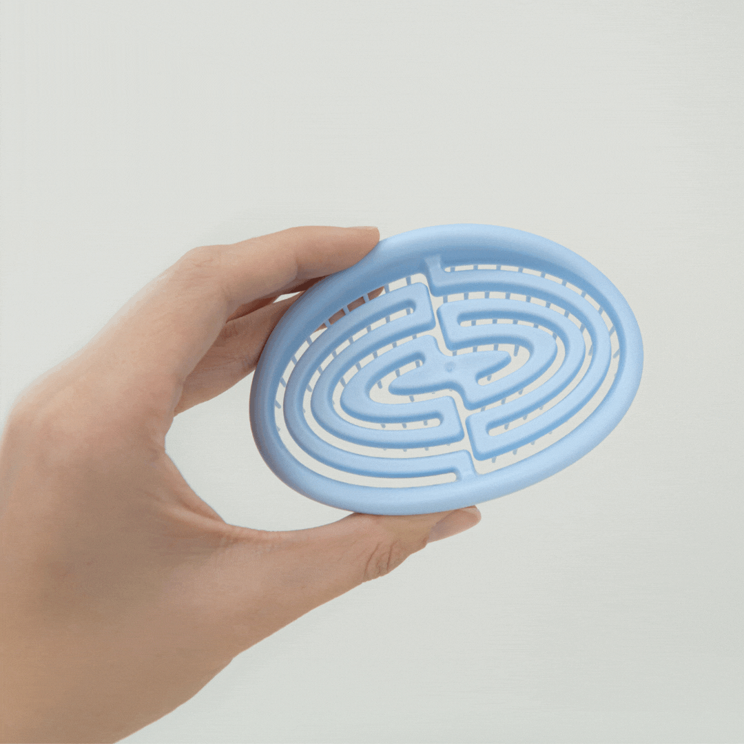 Plume Care | Everyday Pet Brush